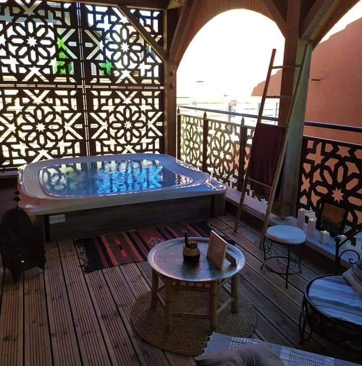 Gommage en cabine Roanne